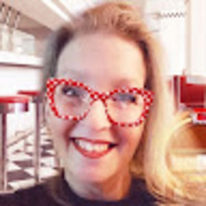 Meet your Posher, Julie
